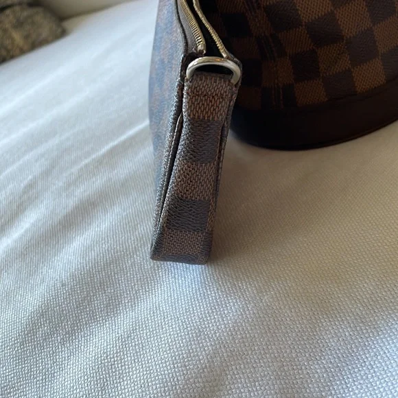 Authentic Louis Vuitton Damier Ebene Bucket Marais Shoulder Bag Purse Brown - Picture 16 of 16